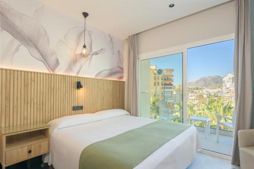 Habitación Cuádruple con terraza del hotel Parasol by Dorobe. Foto 3
