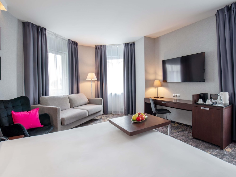Habitación Classic Familiar - 1 cama doble y un sofá - cama del hotel Mercure Warszawa Airport. Foto 5