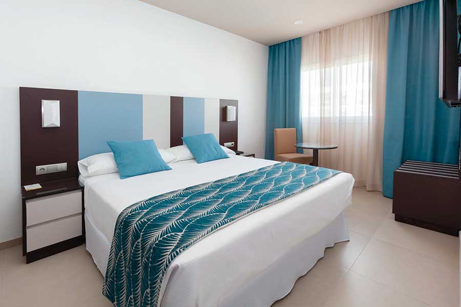 Suite del hotel Riu Costa Del Sol All Inclusive. Foto 2