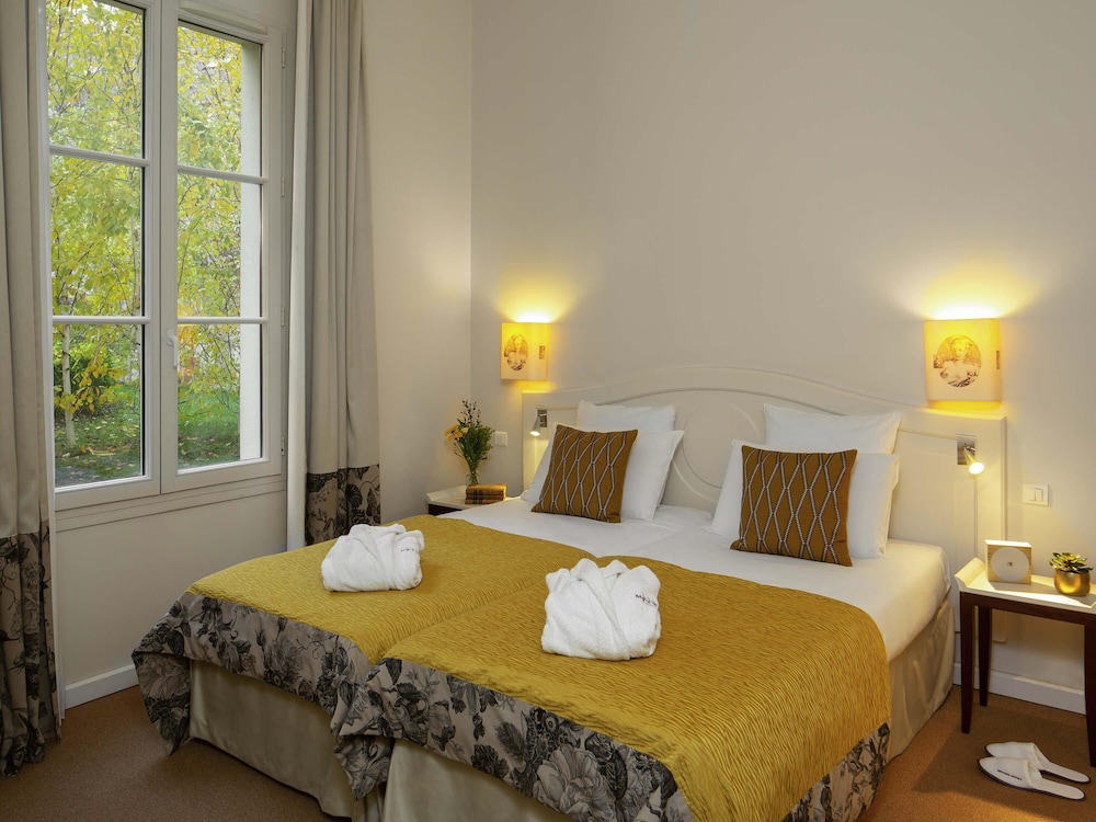 Habitación Privilege del hotel Mercure Rambouillet Relays Du Chateau. Foto 2