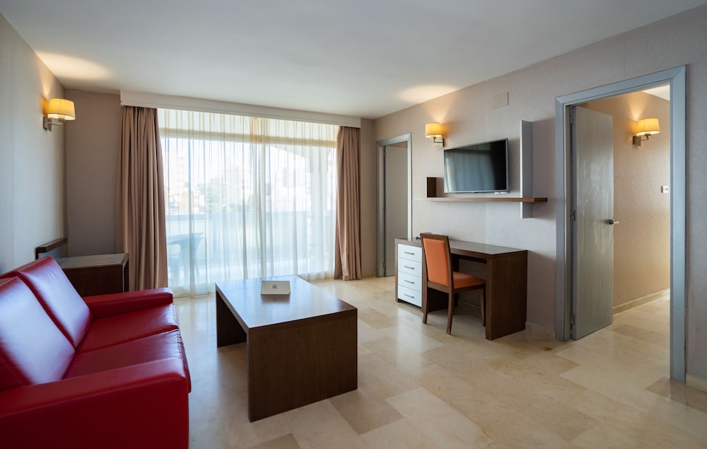 Two Bedroom Suite del hotel MS Aguamarina Costa del Sol. Foto 6
