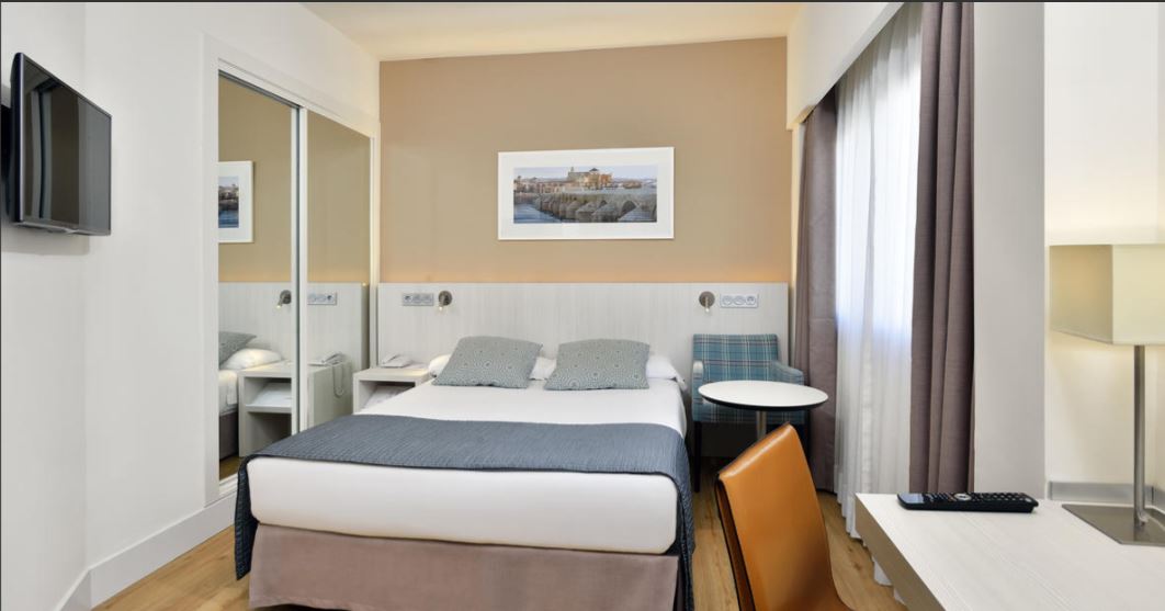 Habitación individual del hotel Sol Torremolinos-Don Pedro. Foto 2