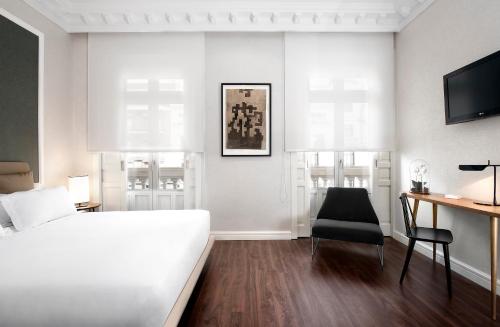 Habitación Doble Deluxe del hotel Sardinero Madrid. Foto 2