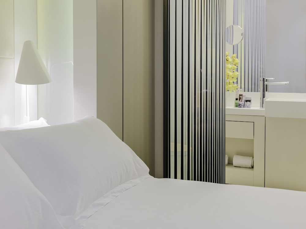 Essential Double del hotel H10 Urquinaona Plaza. Foto 1
