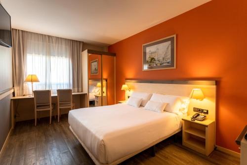 Habitación Doble Estándar - 1 o 2 camas del hotel Petit Palace Trencadís. Foto 4