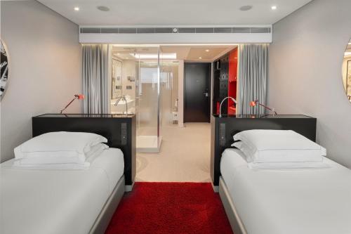 Oferta especial - Habitación Doble Deluxe del hotel Myriad By Sana. Foto 4