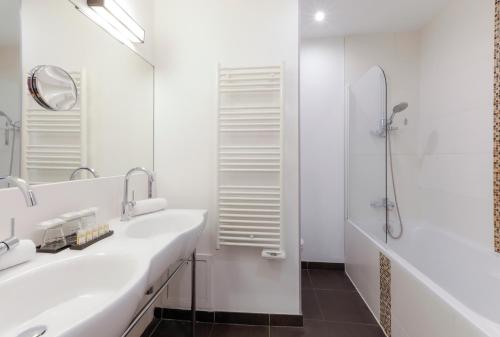 Suite del hotel Ambre Hotel. Foto 10