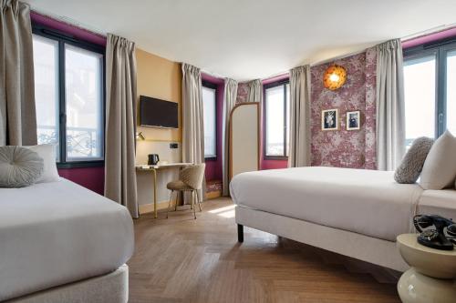 Habitación Triple del hotel Josephine By Happyculture