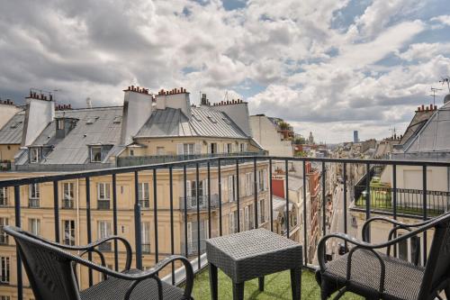 Suite con terraza del hotel Josephine By Happyculture. Foto 6