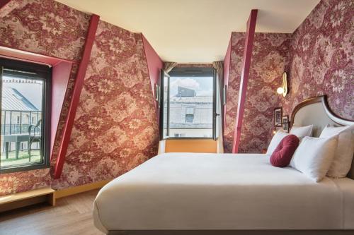 Suite con terraza del hotel Josephine By Happyculture. Foto 7