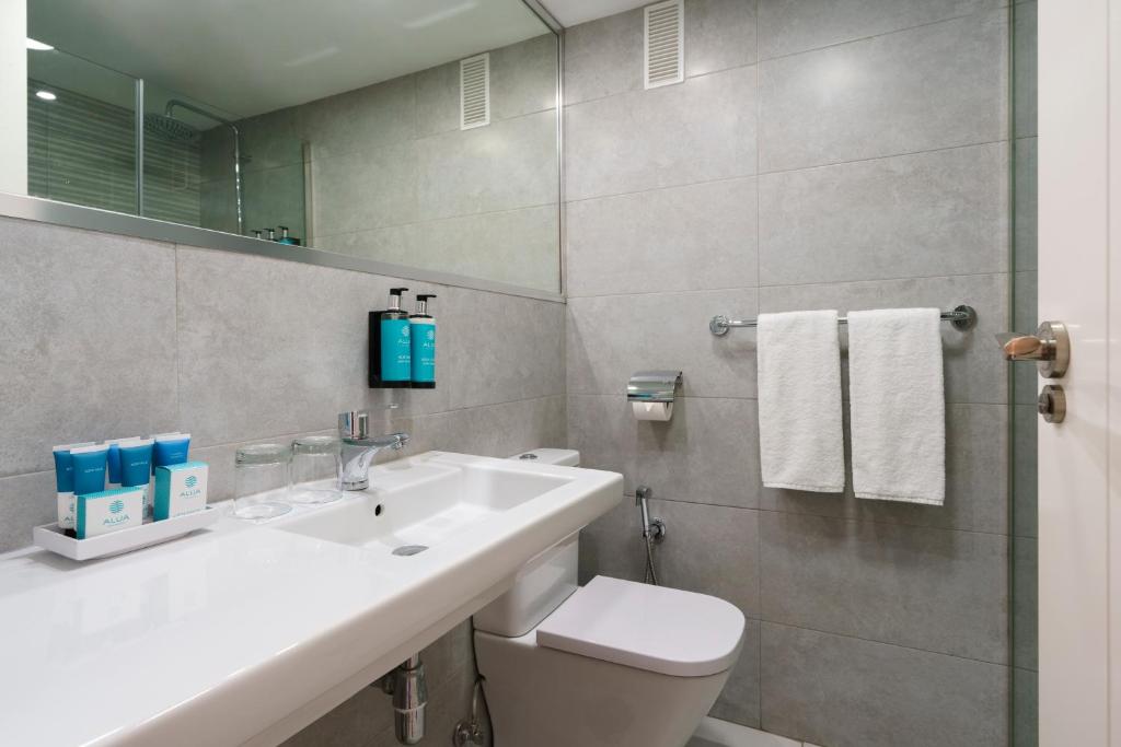 Junior suite del hotel Costa Málaga by Pierre & Vacances. Foto 2