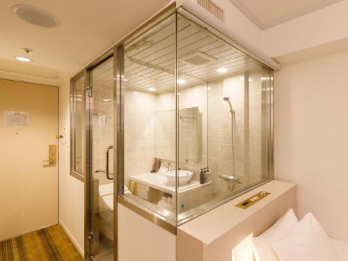 Habitación Doble Estándar - Cama doble pequeña del hotel Chisun Grand Takayama. Foto 1