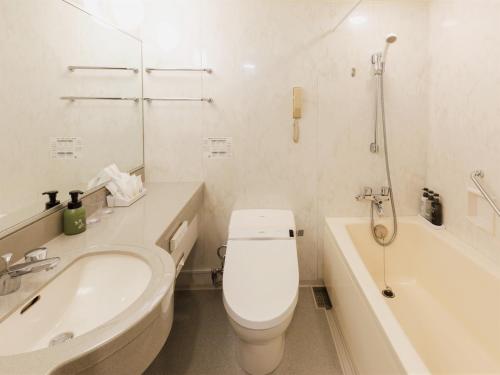 Habitación Triple del hotel Chisun Grand Takayama. Foto 1