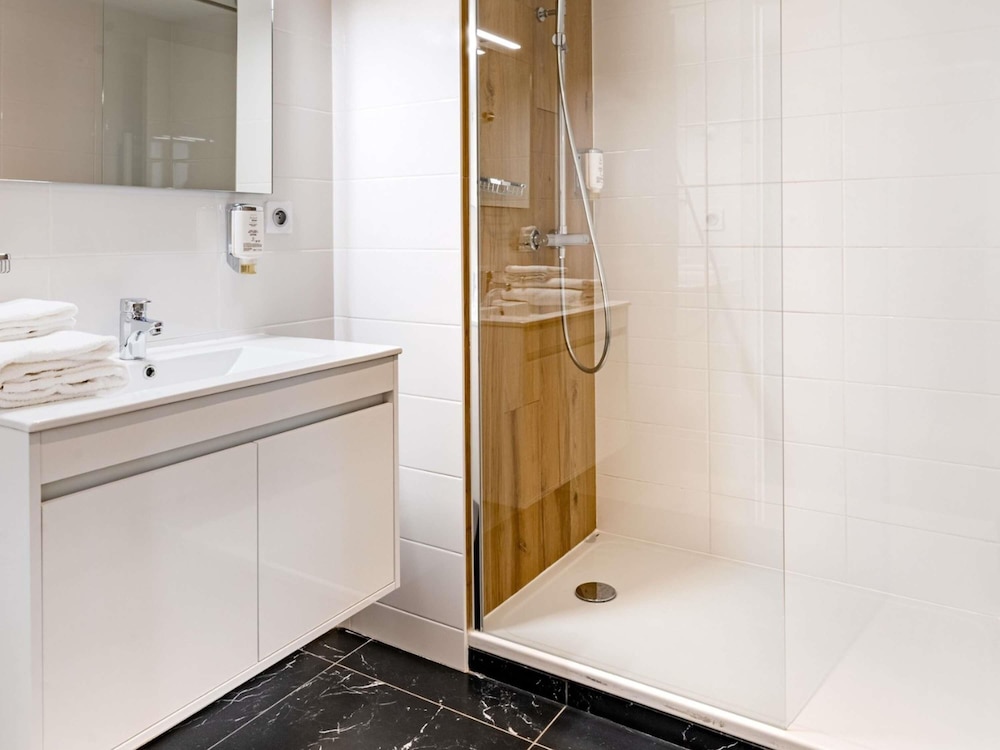 Habitación Estándar con 1 cama doble del hotel ibis Styles Lyon Sud Brignais. Foto 3