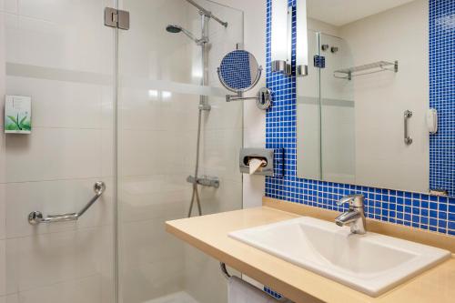 Apartamento Estudio del hotel Club Cala Blanca. Foto 1