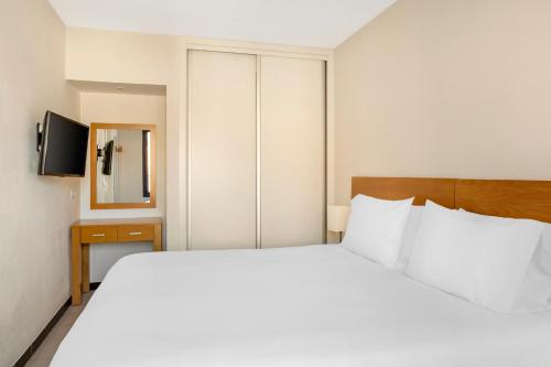 Apartamento Estudio del hotel Club Cala Blanca. Foto 3