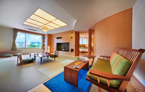 Suite Junior con jacuzzi - No fumadores del hotel Honjin Hiranoya Kachoan