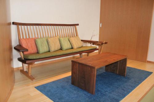 Suite Junior con jacuzzi - No fumadores del hotel Honjin Hiranoya Kachoan. Foto 9