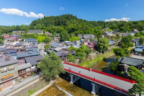 Habitación Estándar de estilo japonés con vistas al río del hotel Honjin Hiranoya Kofukan. Foto 3