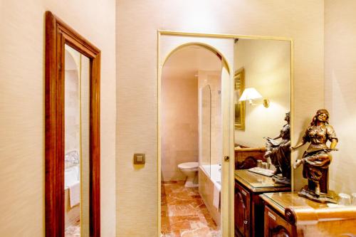 Habitación Superior del hotel Left Bank Saint Germain. Foto 5
