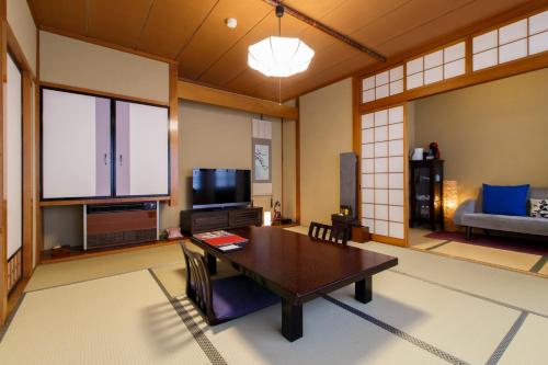 Habitación Doble Estándar de estilo japonés - 2 camas - No fumadores del hotel Oyado Koto No Yume. Foto 5