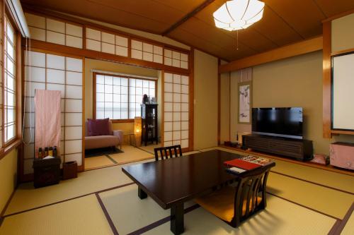 Habitación Doble Estándar de estilo japonés - 2 camas - No fumadores del hotel Oyado Koto No Yume. Foto 7