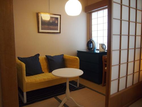 Habitación Doble Estándar de estilo japonés - 2 camas - No fumadores del hotel Oyado Koto No Yume. Foto 12