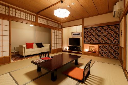 Habitación Doble Superior de estilo japonés - 2 camas - No fumadores del hotel Oyado Koto No Yume. Foto 6