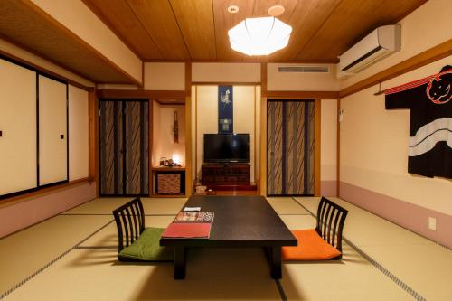 Habitación Doble Superior de estilo japonés - 2 camas - No fumadores del hotel Oyado Koto No Yume. Foto 11