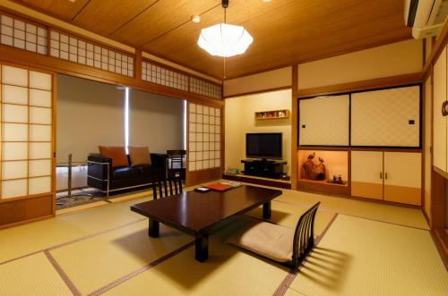 Habitación Familiar de estilo japonés - No fumadores del hotel Oyado Koto No Yume. Foto 11