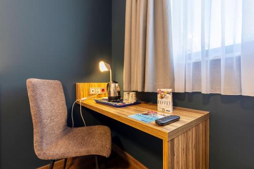 Habitación Doble adaptada para personas con discapacidad - 1 o 2 camas del hotel Travelodge Barcelona Poblenou. Foto 5