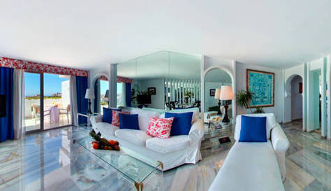 Apartamento 3 habitaciones Vista jardin o piscina del hotel Suite Albayzin del Mar. Foto 5