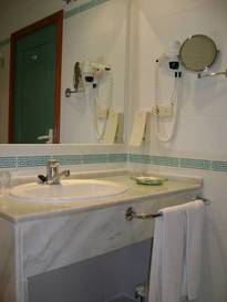 Habitación doble del hotel Sol Los Fenicios. Foto 1