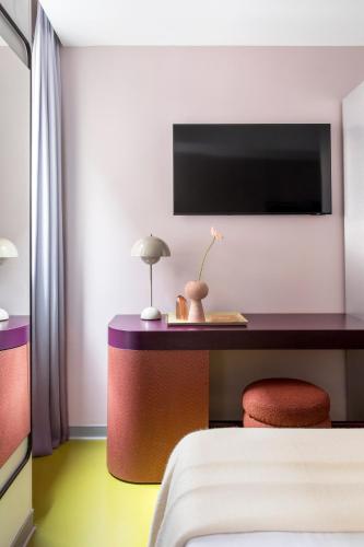 Habitación Doble Estándar del hotel Moderno Roma. Foto 3