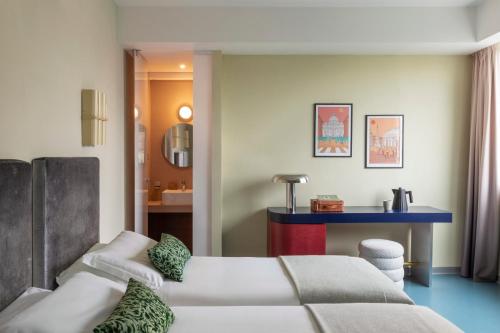 Habitación Doble Superior del hotel Moderno Roma. Foto 3