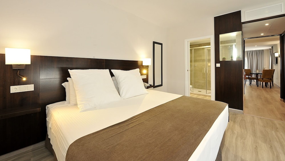 Suite del hotel Salobreña Suites