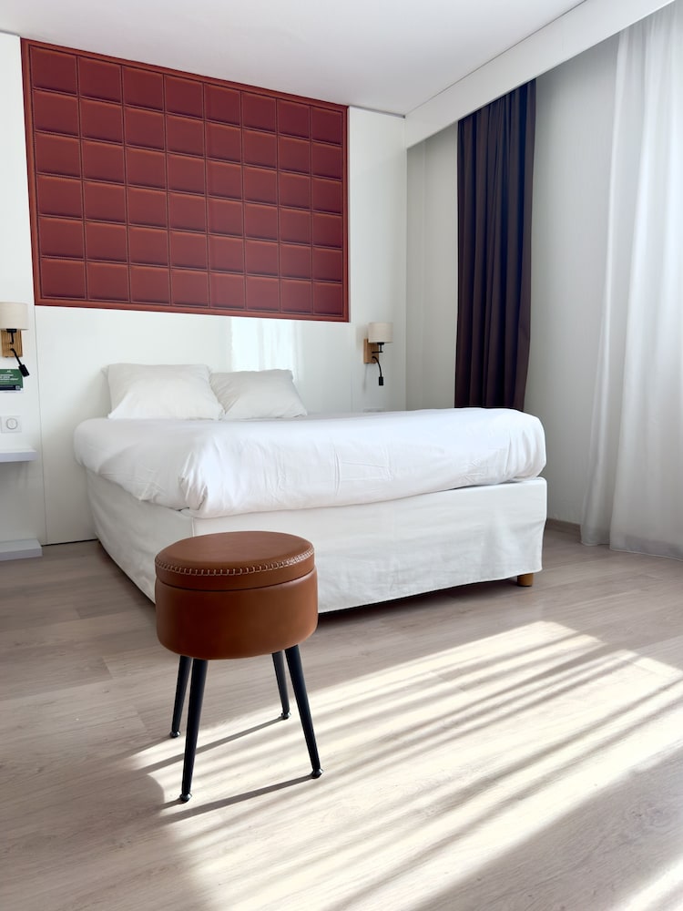 Habitación Estándar con 1 cama doble del hotel Ibis Styles Bordeaux Saint Médard. Foto 4