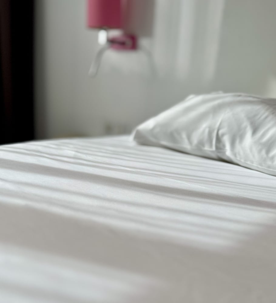 Habitación Estándar con 1 cama doble del hotel Ibis Styles Bordeaux Saint Médard. Foto 8