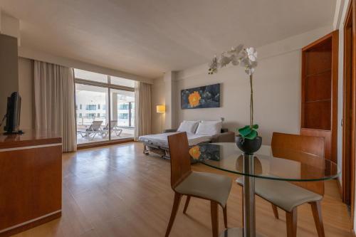 Suite del hotel Eurostars Las Salinas. Foto 5