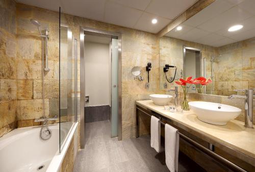 Suite del hotel Eurostars Las Salinas. Foto 2