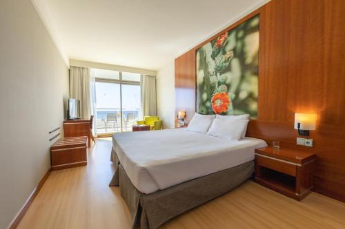 Suite Junior Premium con vistas al mar del hotel Eurostars Las Salinas. Foto 7