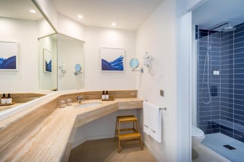 Habitación Doble de uso individual con vistas al mar del hotel Barceló Fuerteventura Mar. Foto 5