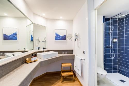 Habitación Deluxe con bañera de hidromasaje. del hotel Barceló Fuerteventura Mar