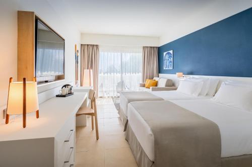 Habitación Doble de uso individual del hotel Barceló Fuerteventura Mar. Foto 3