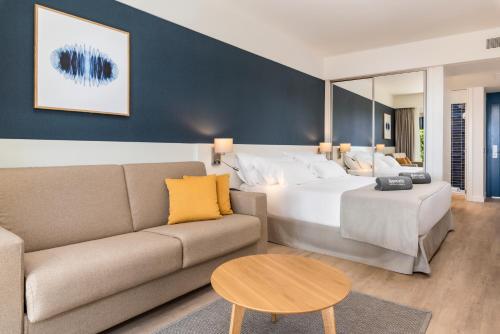 Habitación Deluxe del hotel Barceló Fuerteventura Mar. Foto 2