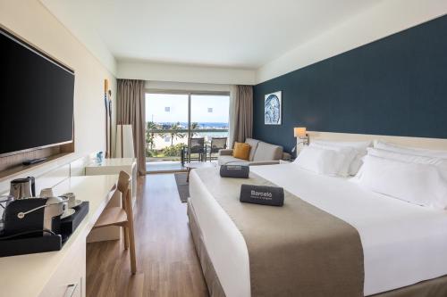 Habitación Deluxe con vistas al mar del hotel Barceló Fuerteventura Mar. Foto 6