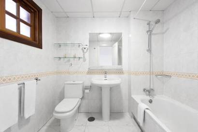 Apartamento 1 habitación del hotel Elba Castillo San Jorge & Antigua Suite Hotel. Foto 3