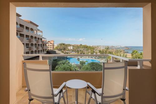 Habitación Doble con vistas al mar - 1 o 2 camas del hotel Elba Sara Beach and Golf Resort. Foto 3