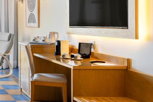 Suite Junior del hotel Elba Sara Beach and Golf Resort. Foto 5