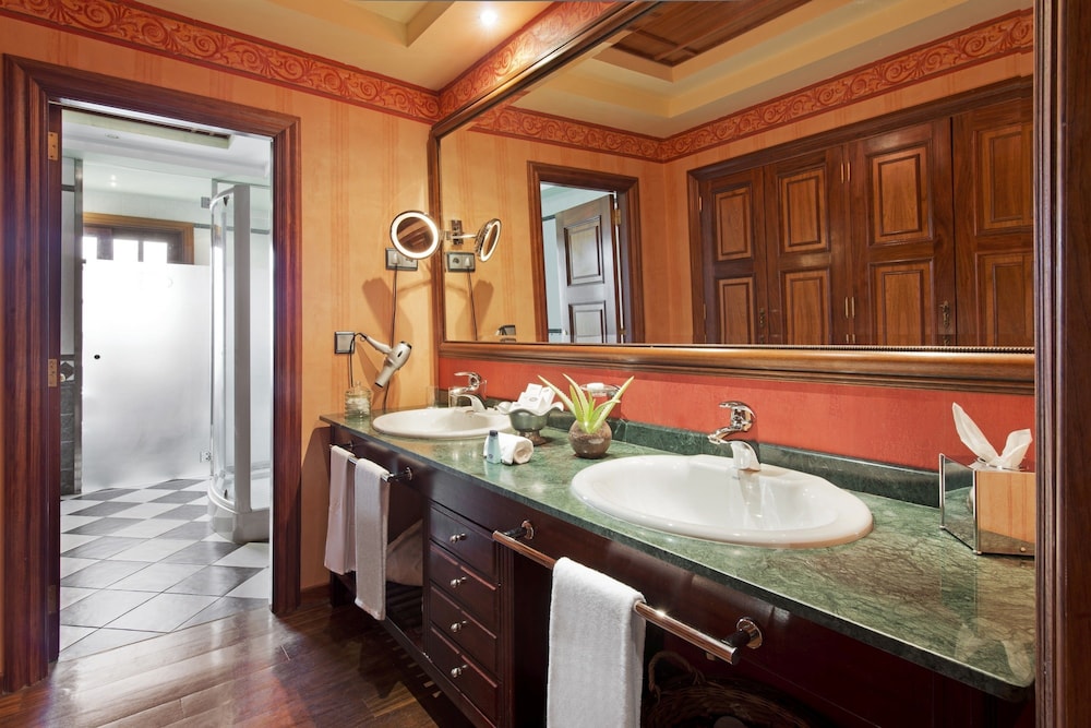 Suite, Vista Golf del hotel Elba Palace Golf Boutique Hotel. Foto 7